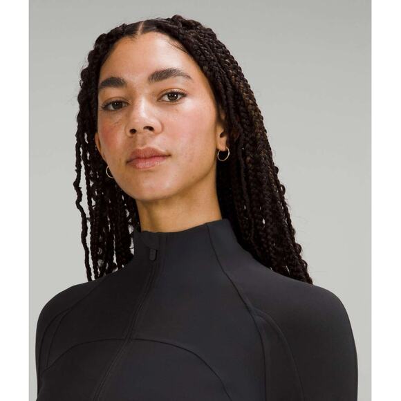 (10) NWOT $118 Lululemon Nulu Cropped Define Jacket Black - Picture 5 of 5